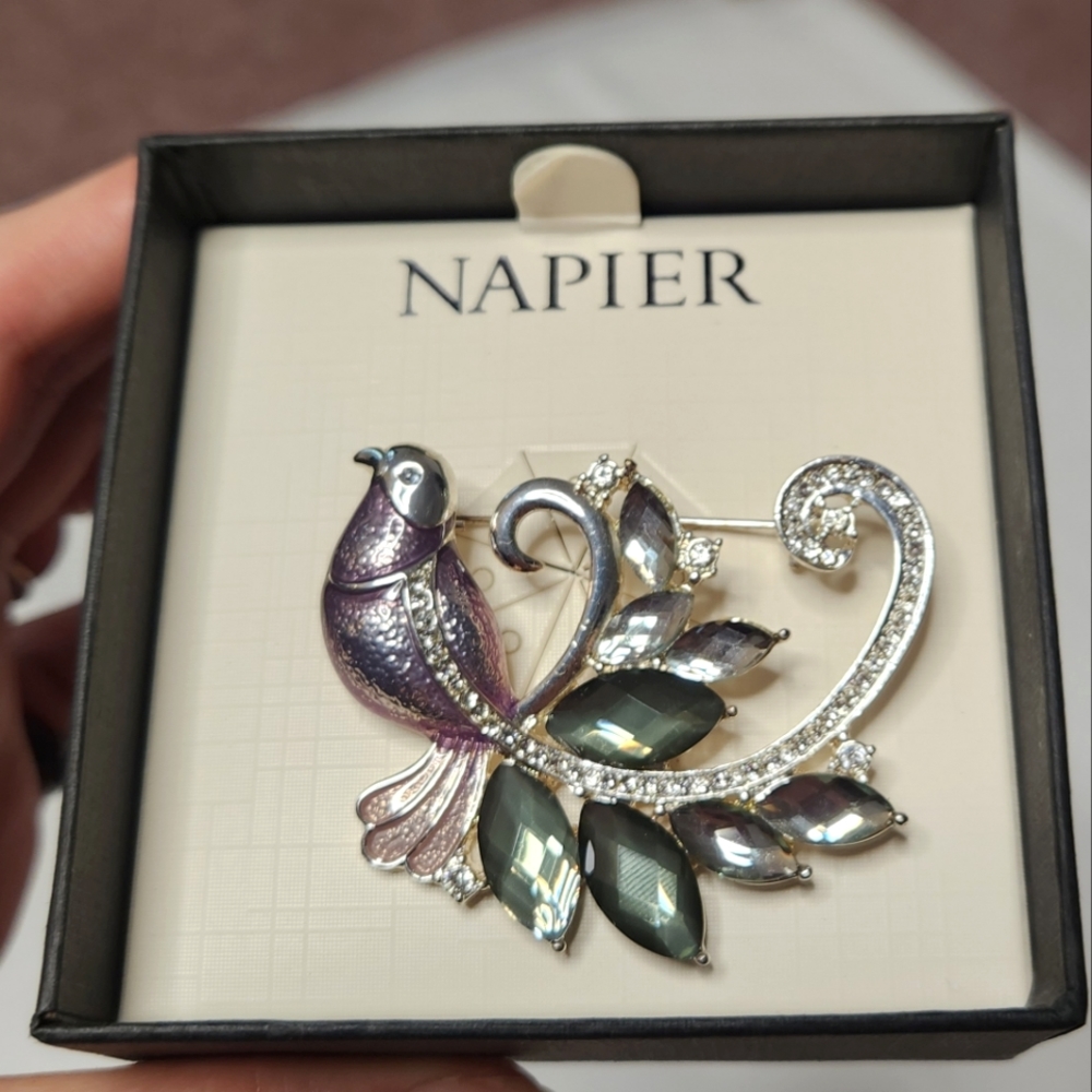 Napier Bird Brooch NWT - Picture 3 of 6